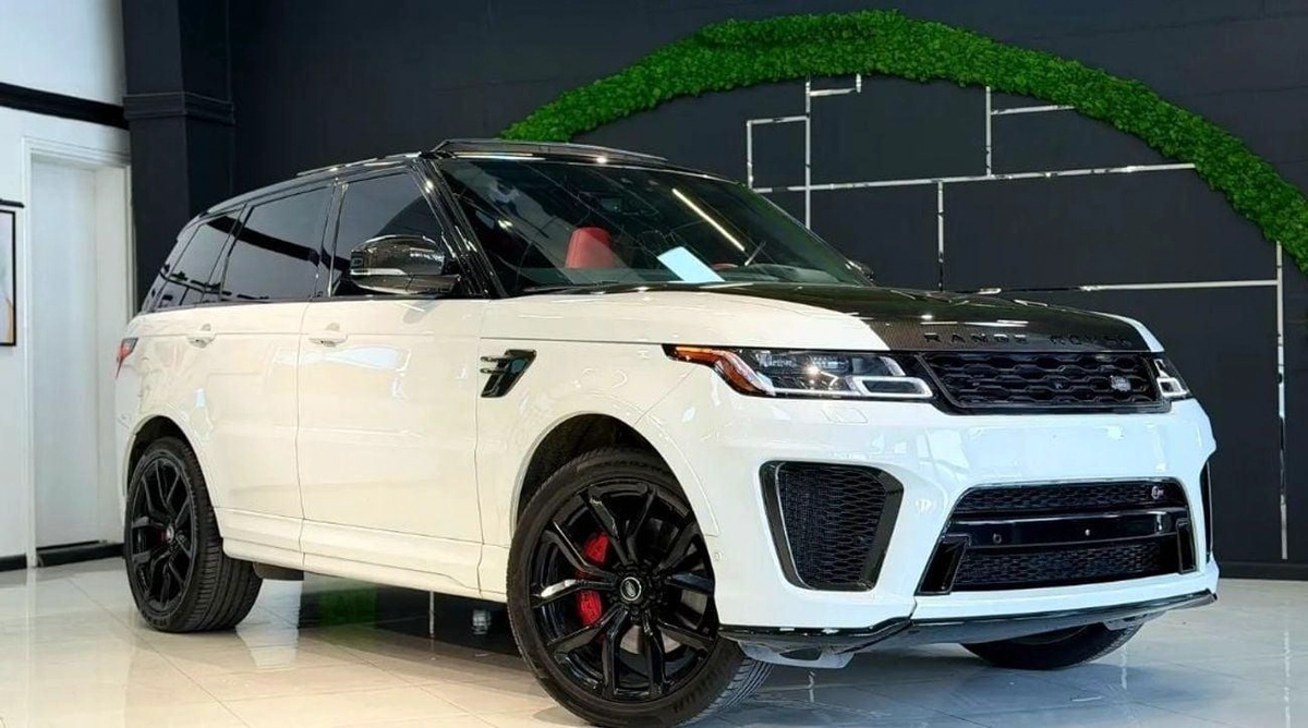 Land Rover Range Rover Sport SVR Carbon Edition 5.0L-6-6