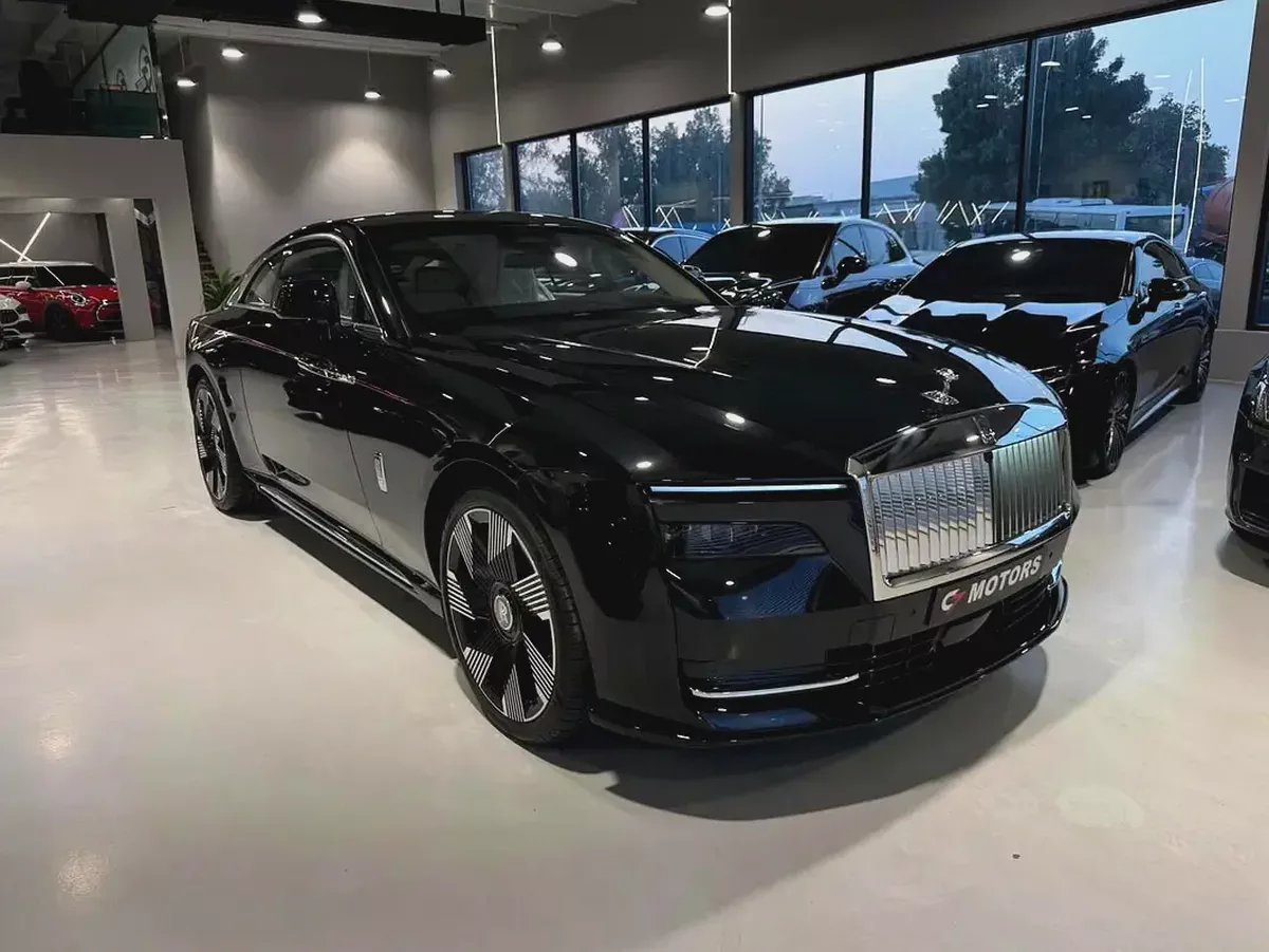 Rolls-Royce Spectre | 2024 | GCC I under agency warranty I Ultra Luxury Electric Coupe-4-4