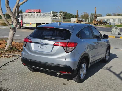Honda HR-V EX 2019 GCC Specs Premium Condition Perfect Inside Out Low KM Perfect Family SUV-14
