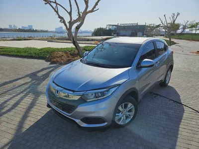 Honda HR-V EX 2019 GCC Specs Premium Condition Perfect Inside Out Low KM Perfect Family SUV-1