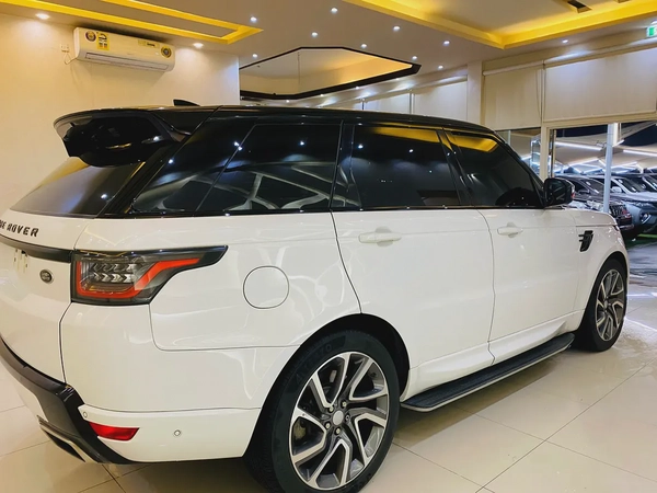 Land Rover Range Rover Sport HSE 2019 GCC Specs