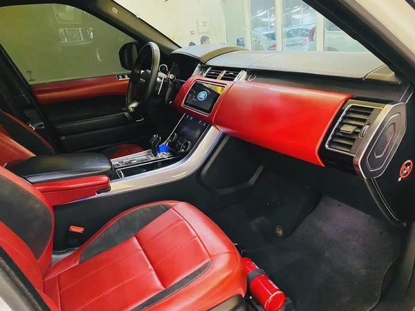 Land Rover Range Rover Sport HSE 2019 GCC Specs