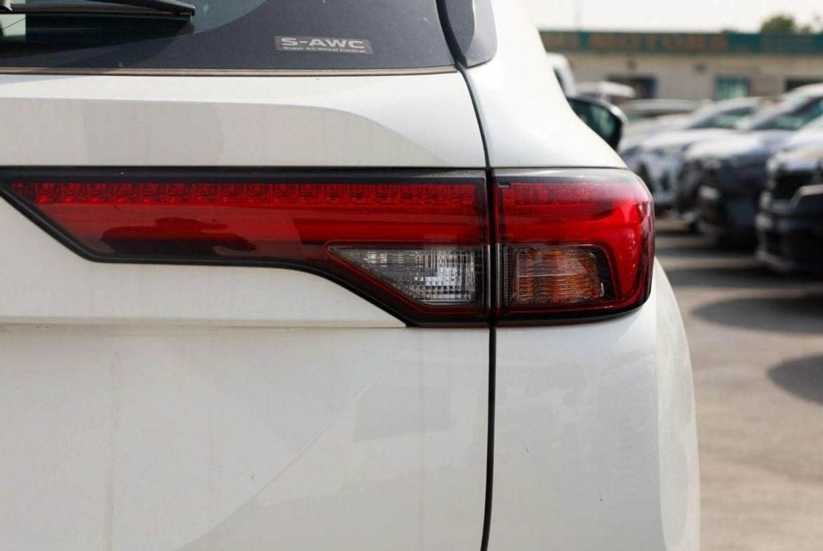 Mitsubishi Outlander GLX HIGHLINE OUTLANDER 2.5L-7-0