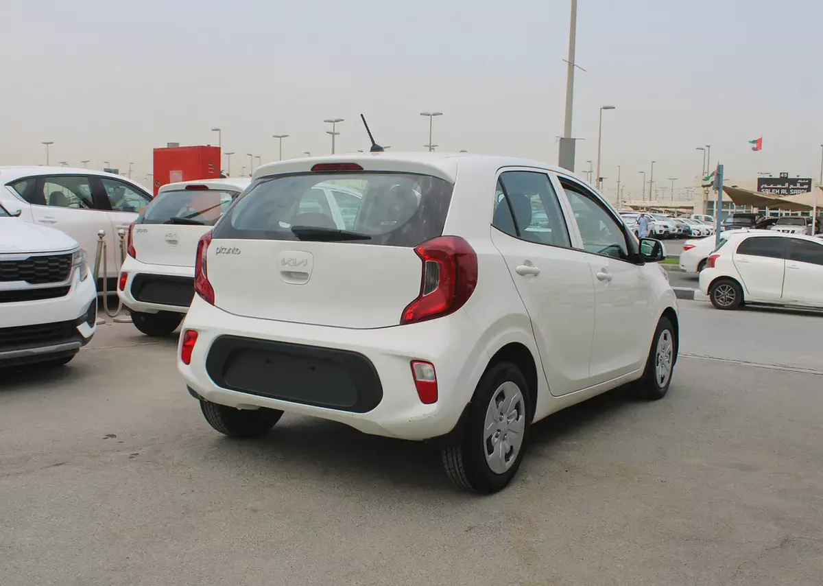 Kia Picanto EX 2023 | GCC Specs-5-5