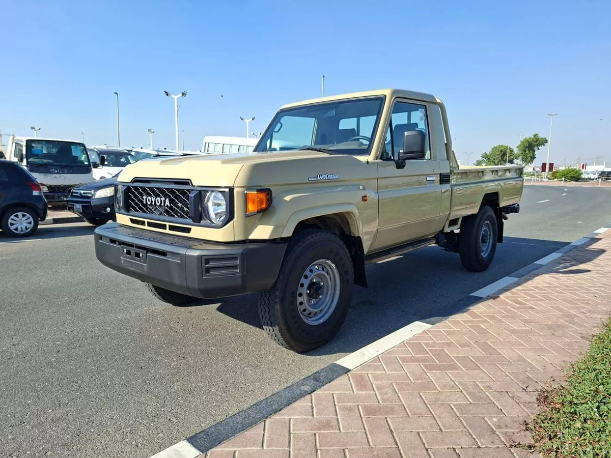 Toyota Land Cruiser Pick Up-11-0
