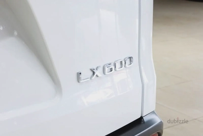 Lexus LX 600 F Sport 2023 | GCC Specs | 0km l AlFuttaim Warranty-9