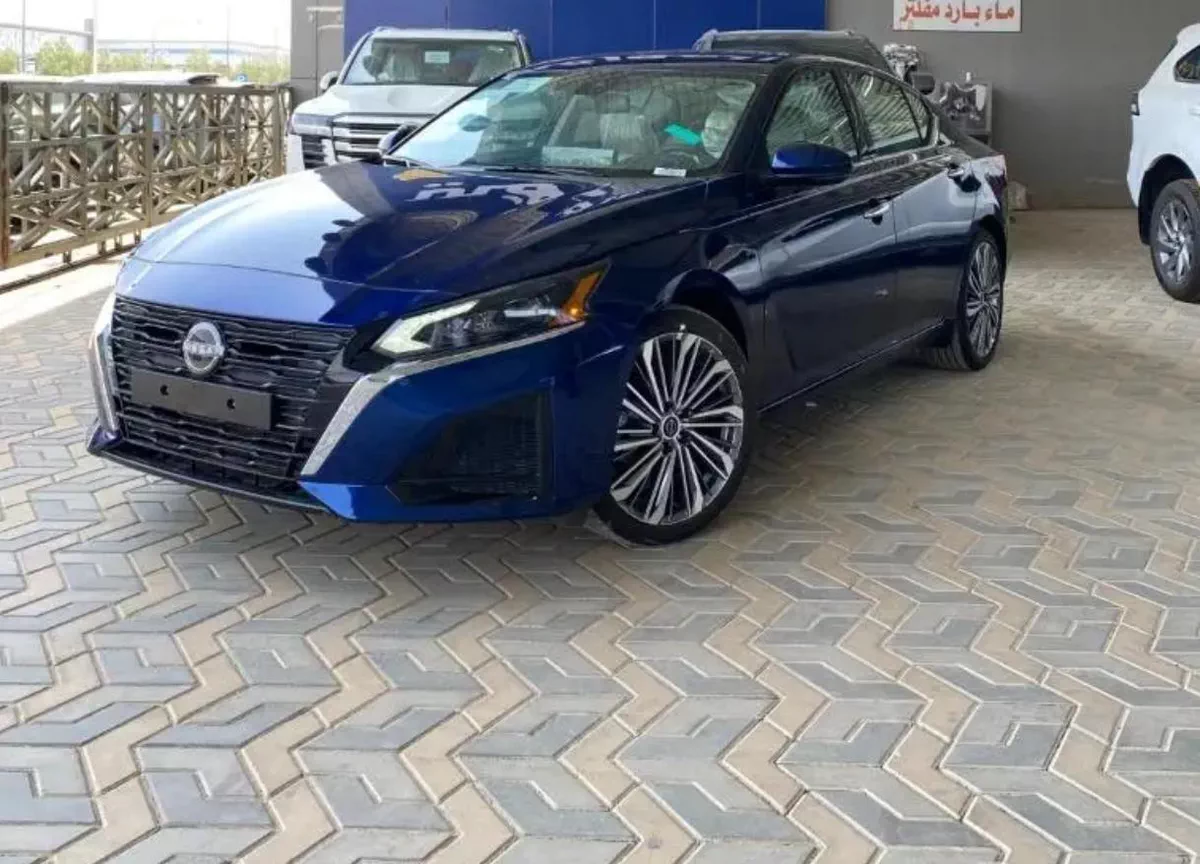 Nissan Altima 2026 – Sleek Sedan
