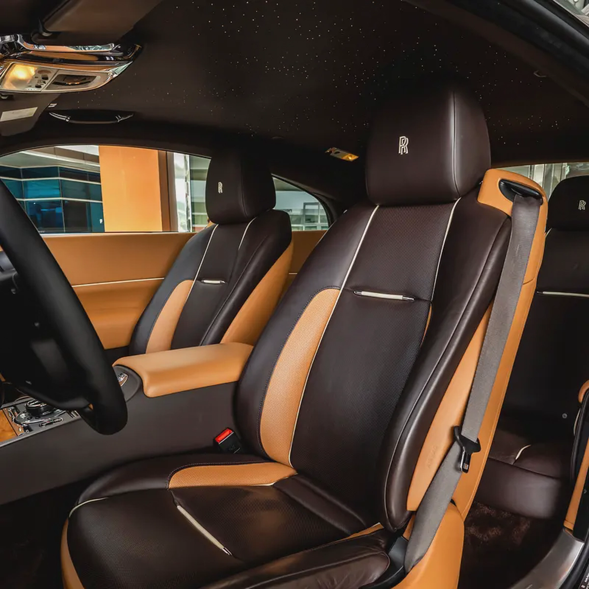 2017 | ROLLS ROYCE WRAITH  |  3 BUTTONS | STAR LIGHT | 45,000KM  | GCC-13-13