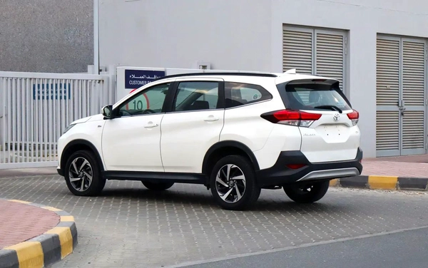 Toyota Rush EX 2023 - GCC Specs - Original Paint - Zero Accident