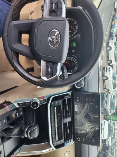 Toyota Land Cruiser VX TOYOTA LAND CRUISER VX-5