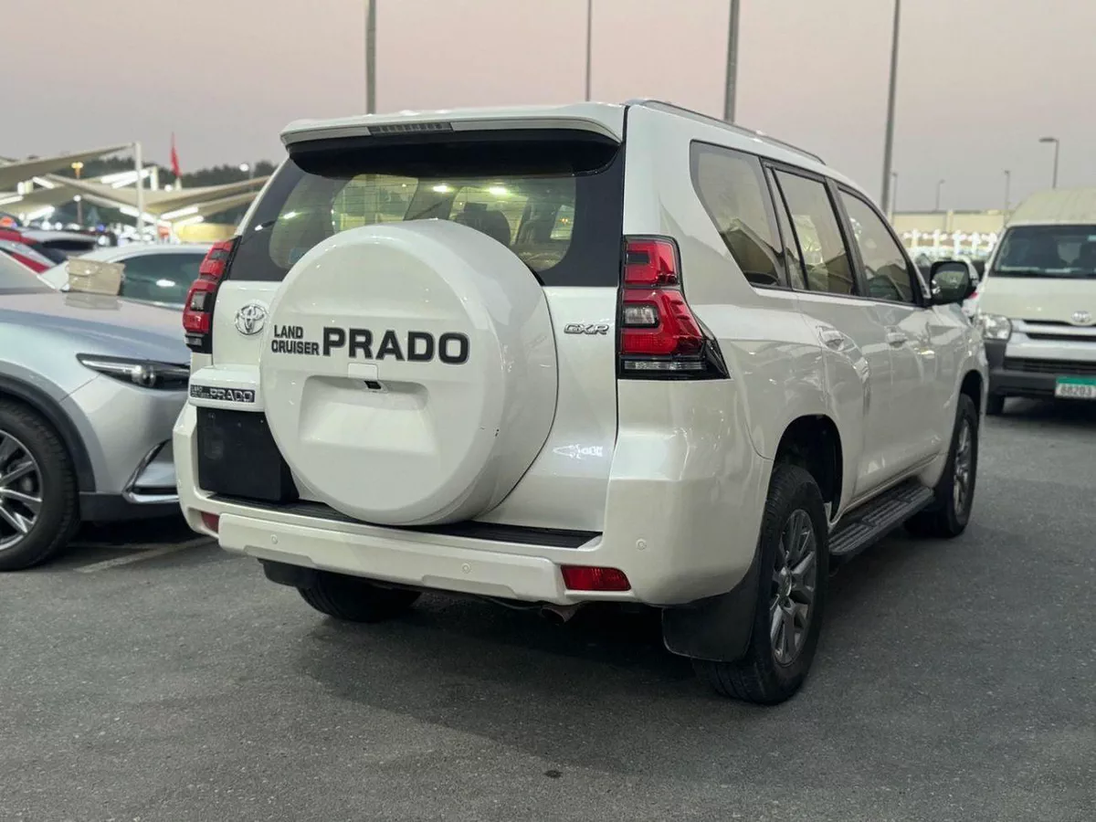 Toyota Prado GXR 4.0L 4WD-8-0