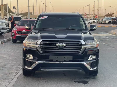 تويوتا لاند كلوزر 57Toyota Land Cruiser VXR Grand Touring 2018 | GCC Specs | Pristine Condition-0