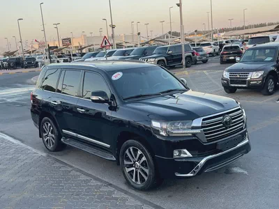 تويوتا لاند كلوزر 57Toyota Land Cruiser VXR Grand Touring 2018 | GCC Specs | Pristine Condition-8