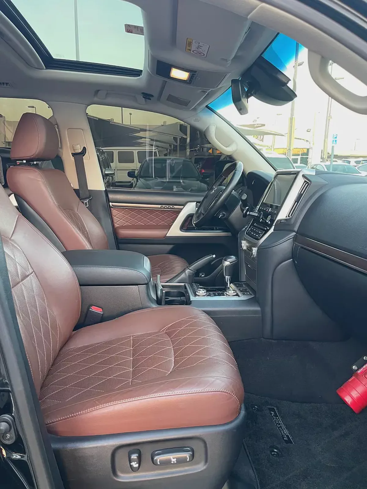 تويوتا لاند كلوزر 57Toyota Land Cruiser VXR Grand Touring 2018 | GCC Specs | Pristine Condition-16-16