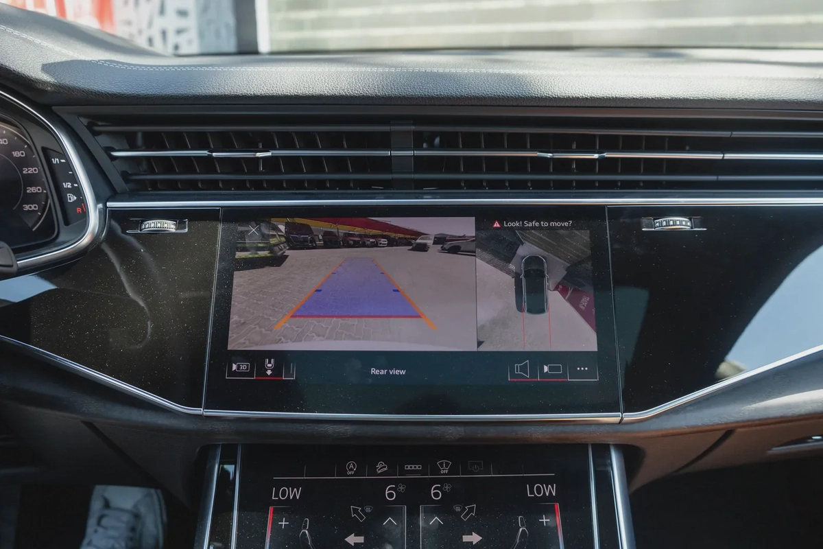 Audi Q8 2023-2-2