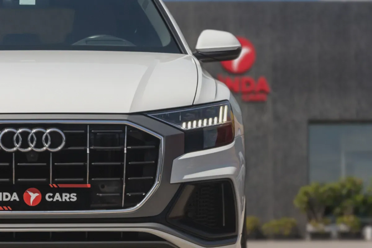 Audi Q8 2023-4-4