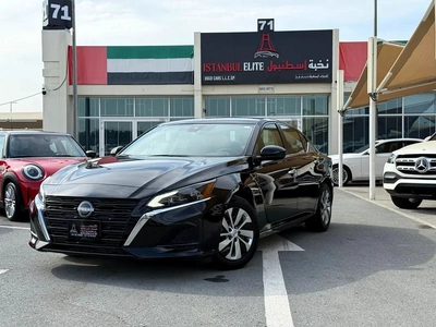 Nissan Altima 2023 | US Specs | 30,529 KM | Black on Black-0