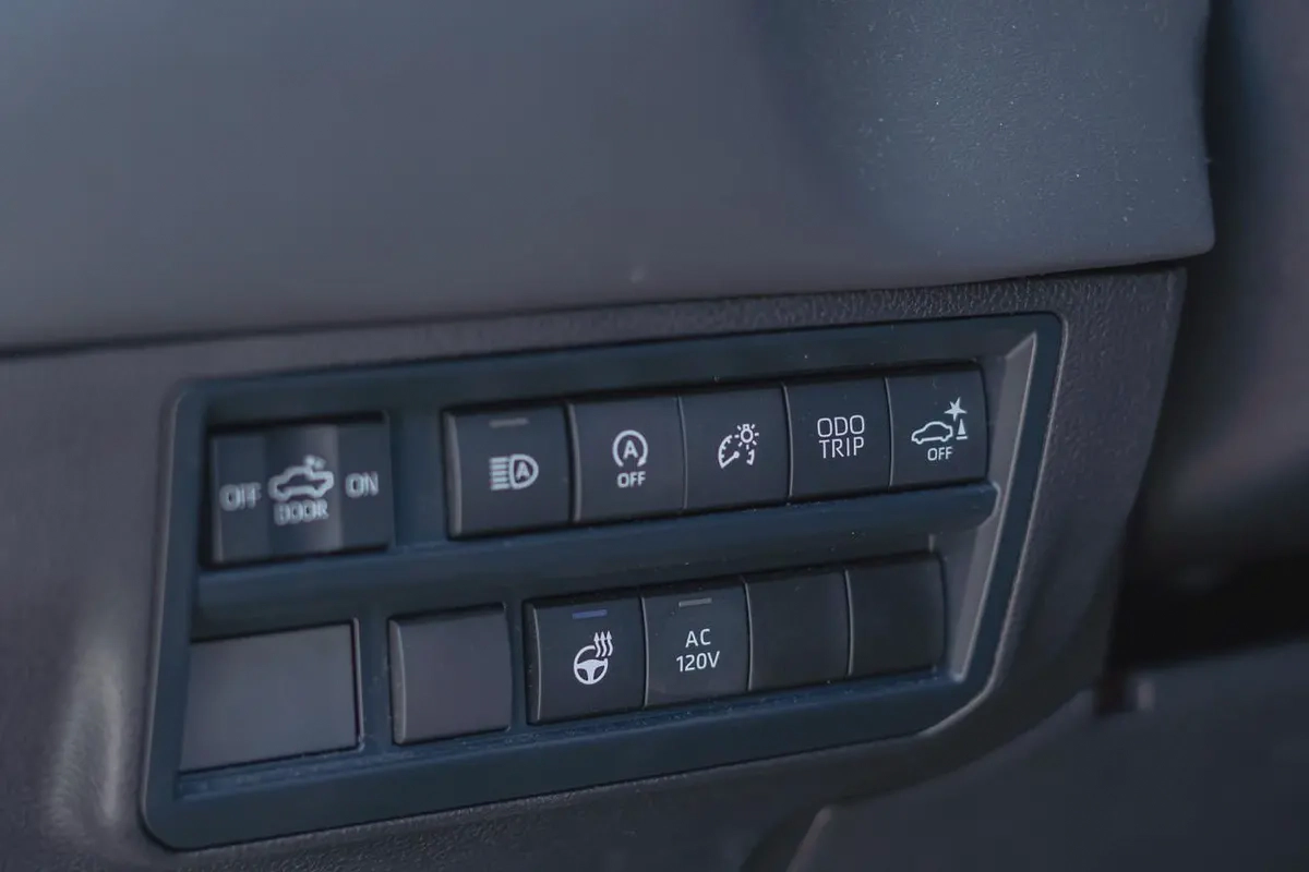 2024 Toyota Tundra Crewmax Platinum!-10-10