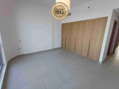 Spacious and luxurious 3BHK apartment near to Metro station-10