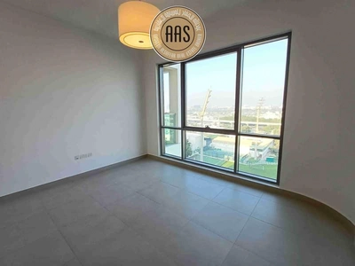 Spacious and luxurious 3BHK apartment near to Metro station-13