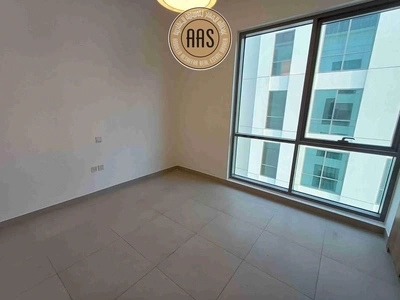Spacious and luxurious 3BHK apartment near to Metro station-3