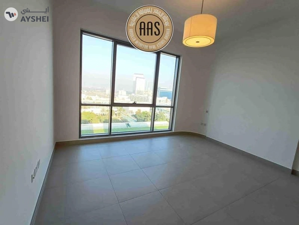 Spacious and luxurious 3BHK apartment near to Metro station