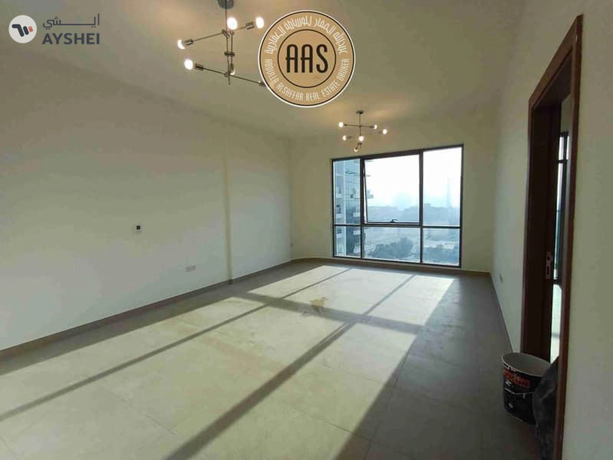 Spacious and luxurious 3BHK apartment near to Metro station-14-14