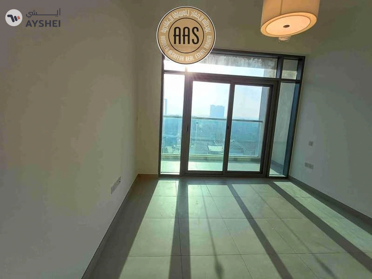 Spacious and luxurious 3BHK apartment near to Metro station-17-17