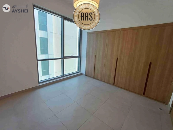 Spacious and luxurious 3BHK apartment near to Metro station