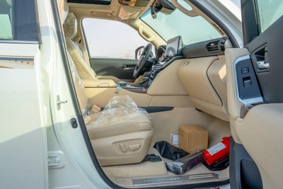 Toyota Land Cruiser VX 2025-15