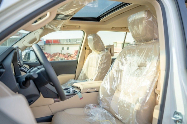 Toyota Land Cruiser VX 2025