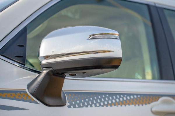 Toyota Land Cruiser VX 2025