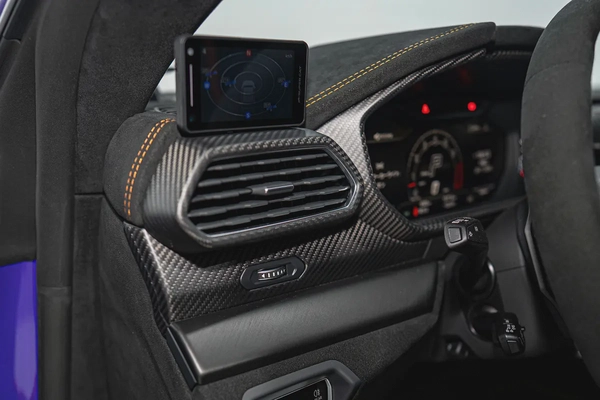 URUS PERFORMANTE | FULL CARBON INT/EXT | EXTENDED PERFORMANTE TRIM | SUNSHINE PACKAGE
