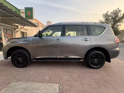 Nissan Patrol SUV-6