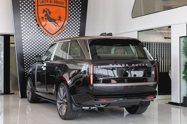 Range Rover | Vogue | SV | GCC | 4.4L Twin-Turbo V8 | SWB | AWD | VIP Rear Seats | 2026 (Export)
