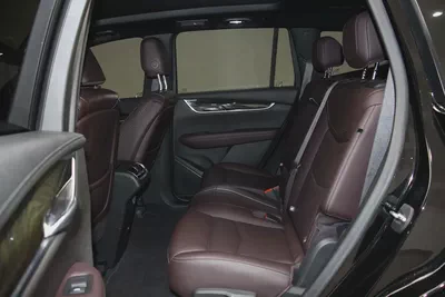 2022 Cadillac XT6 Premium Luxury - GCC Specs - Excellent Condition-9