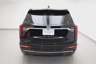 2022 Cadillac XT6 Premium Luxury - GCC Specs - Excellent Condition-2