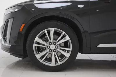 2022 Cadillac XT6 Premium Luxury - GCC Specs - Excellent Condition-5