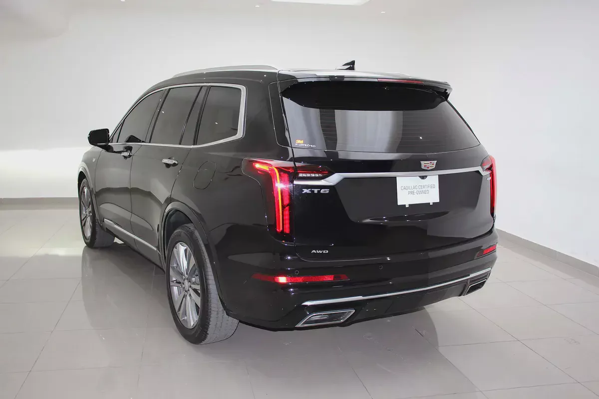 2022 Cadillac XT6 Premium Luxury - GCC Specs - Excellent Condition-3-3