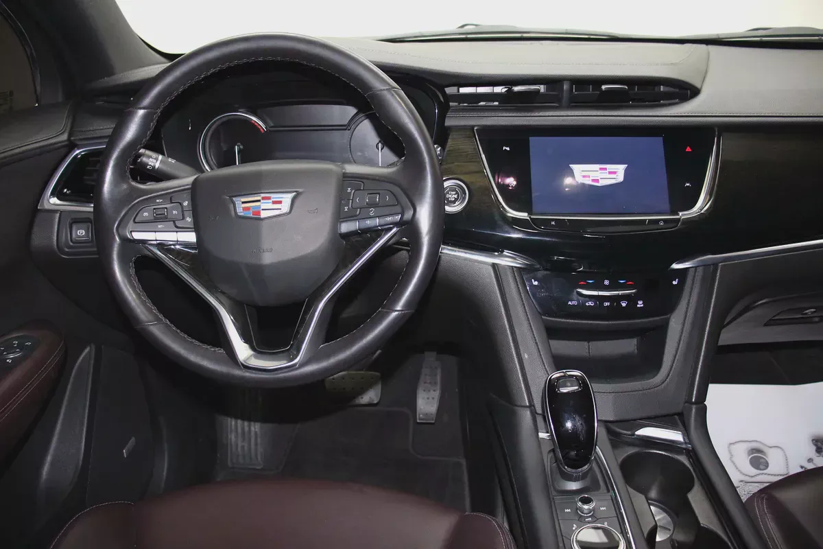 2022 Cadillac XT6 Premium Luxury - GCC Specs - Excellent Condition-7-7