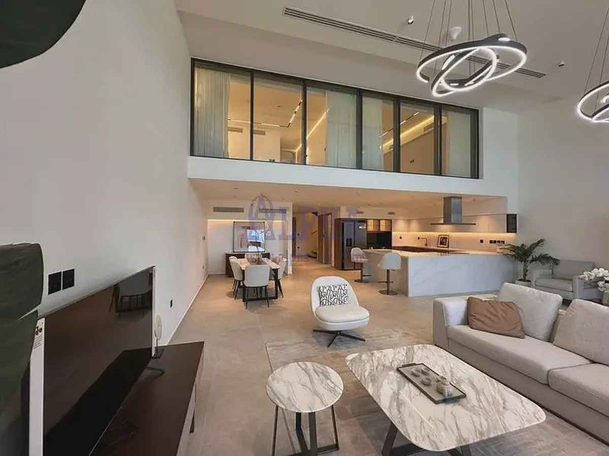 Beach View| Cozy Loft Apartment| Spacious