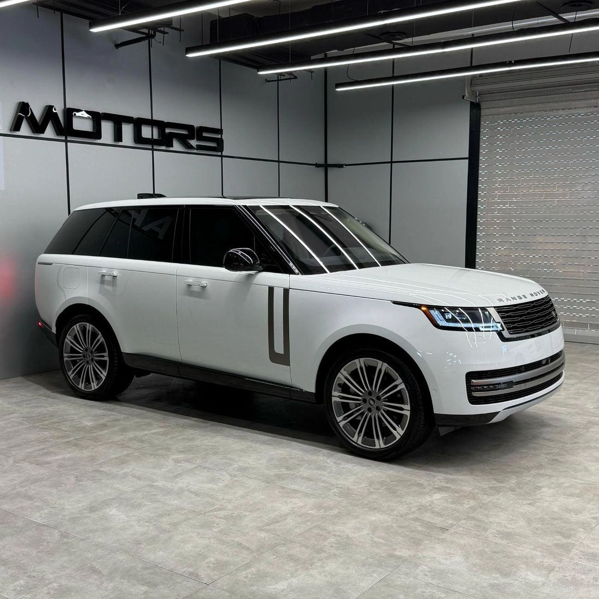 Land Rover Range Rover SE P530 4.4L | No Accidents  | Full Option-2-2
