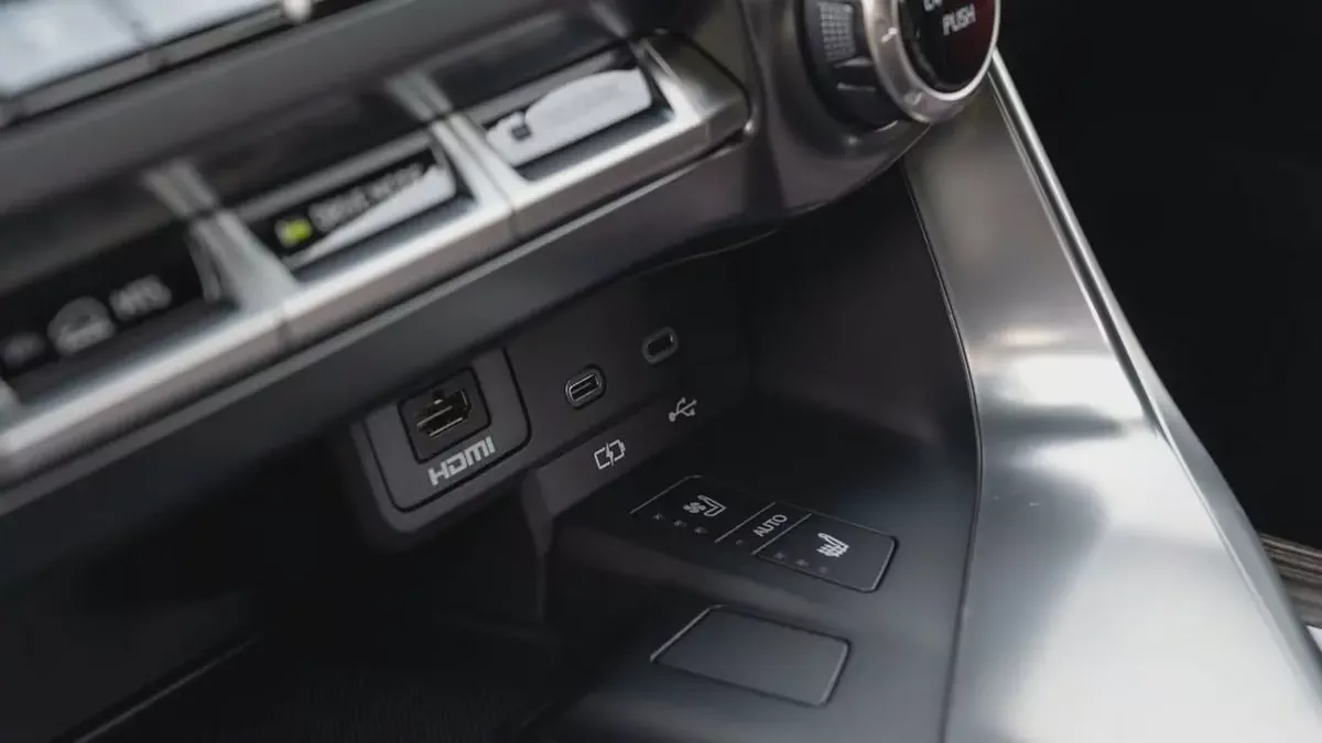 LEXUS LX700H SIGNUTURE MODEL 2026-6-6