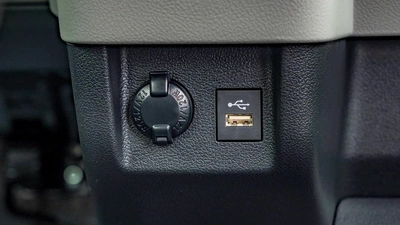 2026 Toyota Hiace High Roof 3.5L Petrol MT (13-Seats)-8