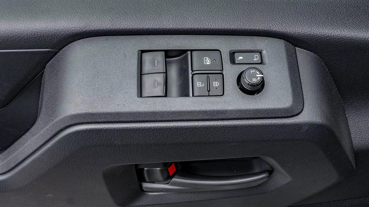 2026 Toyota Hiace High Roof 3.5L Petrol MT (13-Seats)-12-12