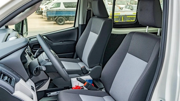 2026 Toyota Hiace High Roof 3.5L Petrol MT (13-Seats)