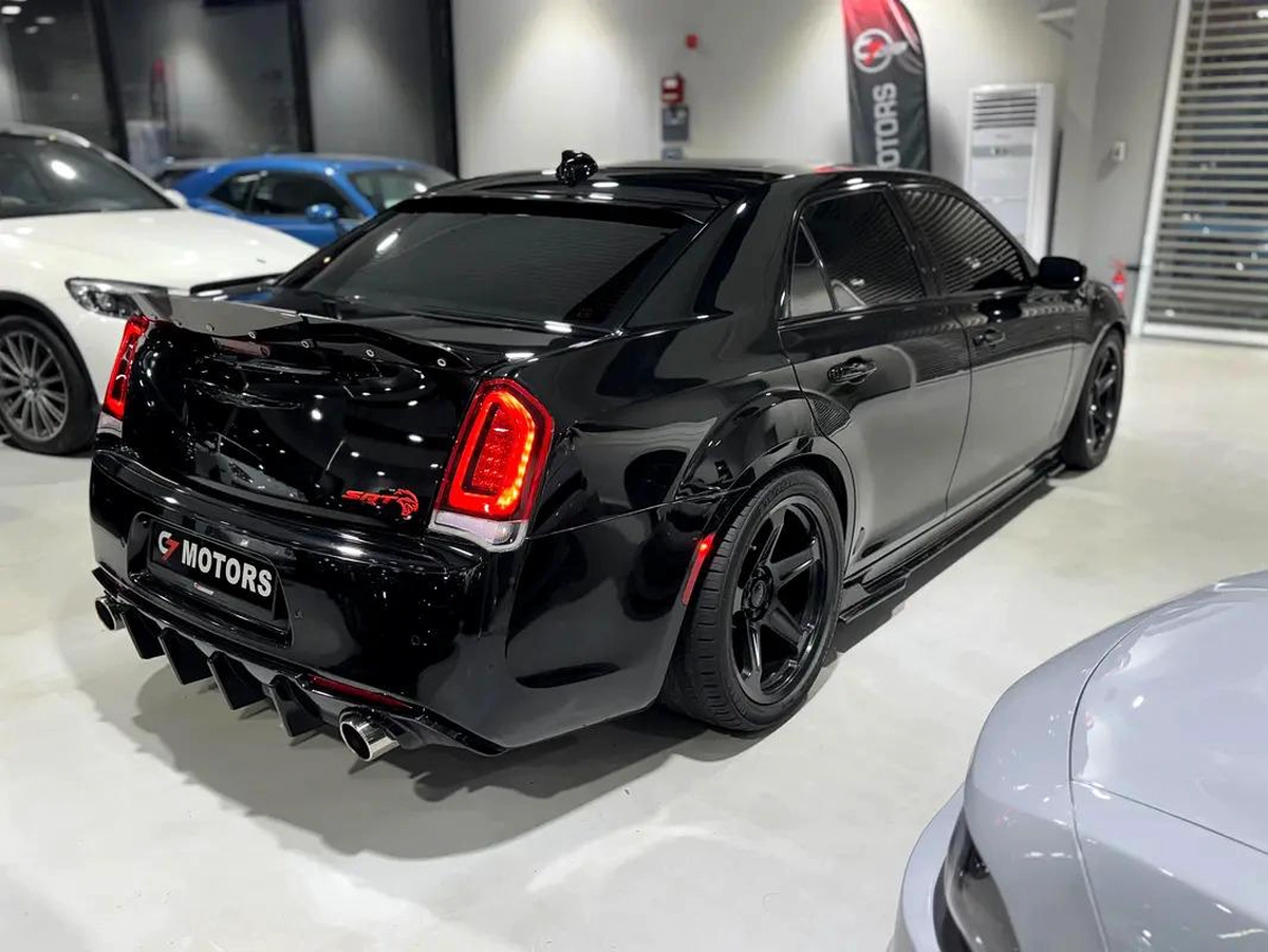 Chrysler 300S | 2016 | V6 | Luxury Sport Sedan | Excellent Condition.-3-3
