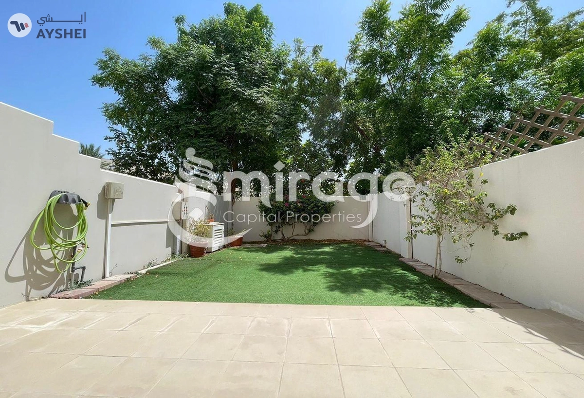 TOWNHOUSE FOR SALE IN DESERT STYLE, AL REEF VILLAS
