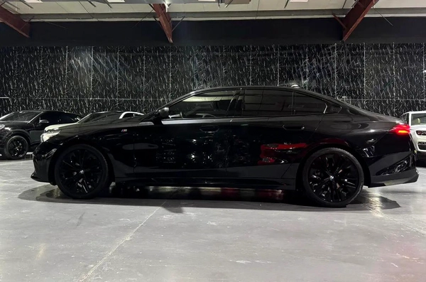 GCC Specs | Original Paint | AGMC Warranty Package 2029 | AGMC Service Contract 2029
