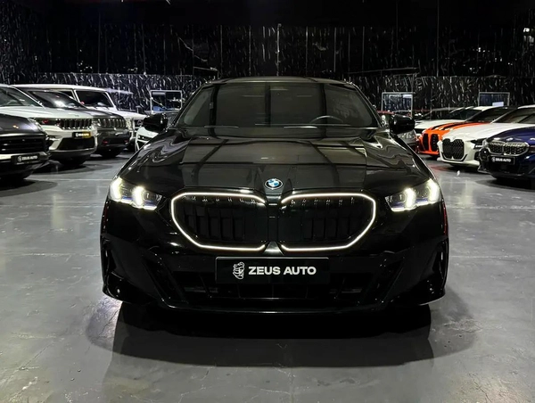 GCC Specs | Original Paint | AGMC Warranty Package 2029 | AGMC Service Contract 2029